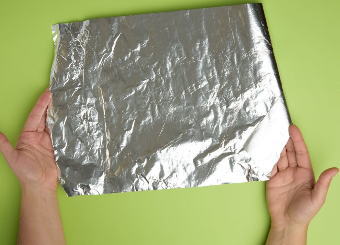 El truco alemán con papel de aluminio para mantener la El truco alemán con papel de aluminio para mantener la casa caliente en invierno