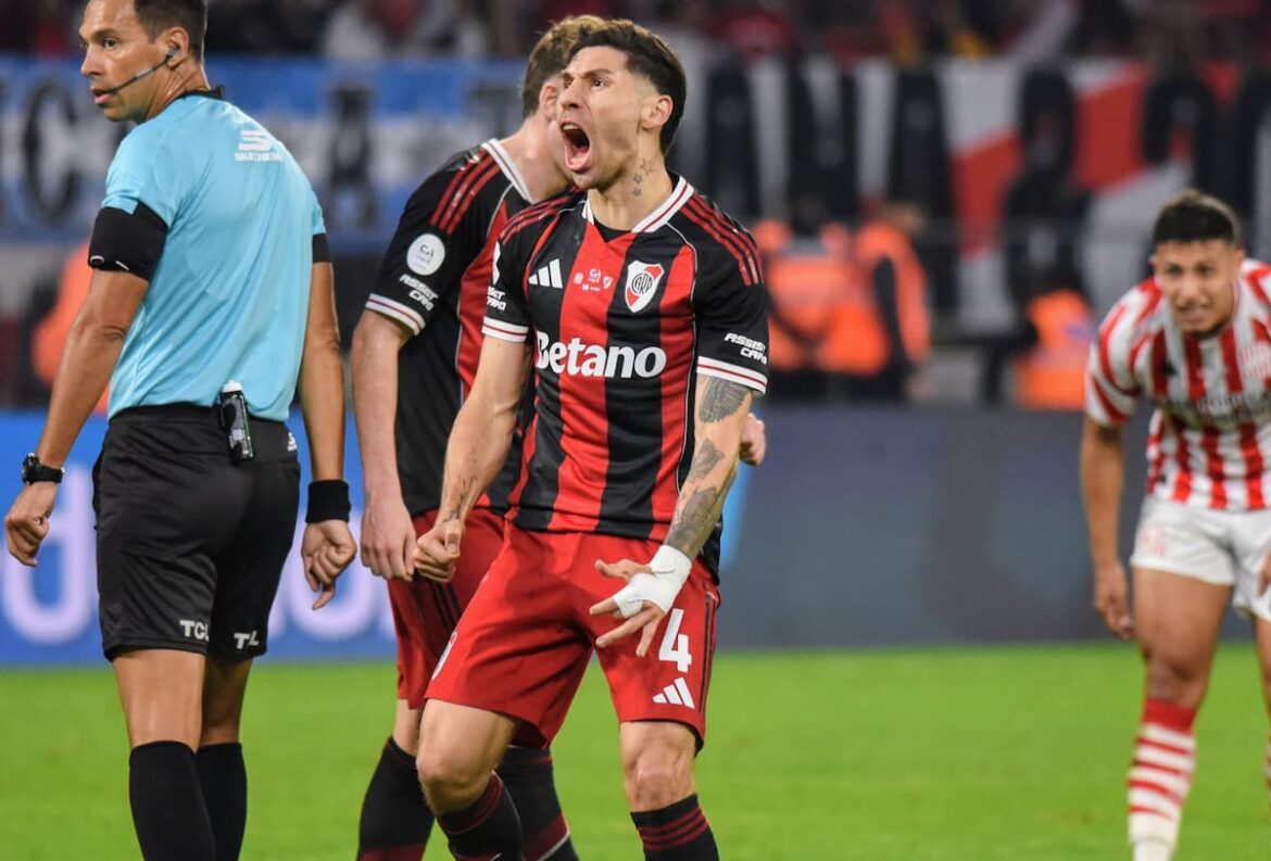 A River le funcionaron las variantes: Montiel encontró el arco que se le cerró a Borja