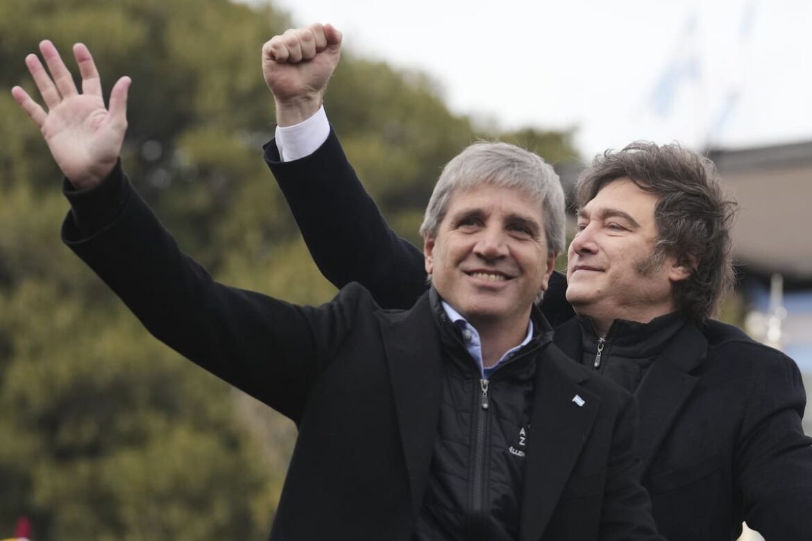 Hubo déficit financiero en julio y el Gobierno lo atribuye al pago de deuda