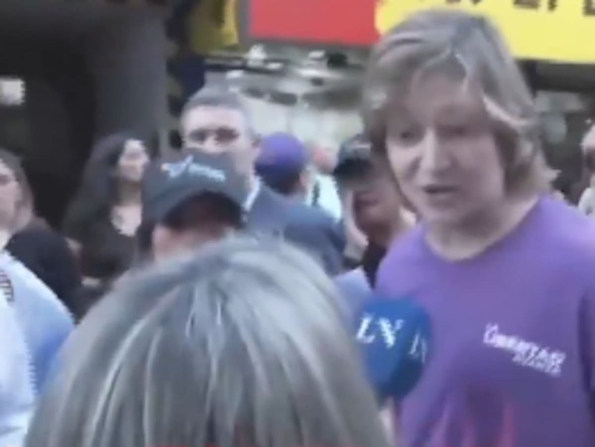 Iñaki Gutiérrez agredió a un camarógrafo e increpó a una periodista de LN+