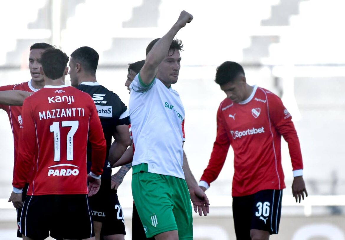Los hinchas de Independiente, contra todos: furia hacia los dirigentes y la Conmebol