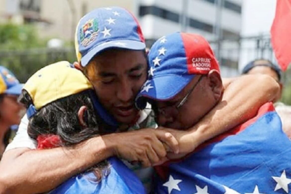 Nuevo revés para Trump: un juez restituye el TPS a más de un millón de migrantes venezolanos y haitianos