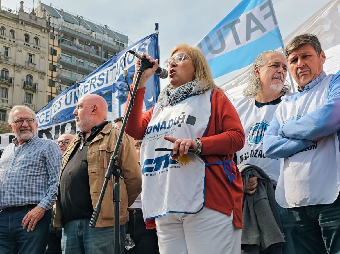 Docentes universitarios inician este miércoles un paro nacional de 72 horas