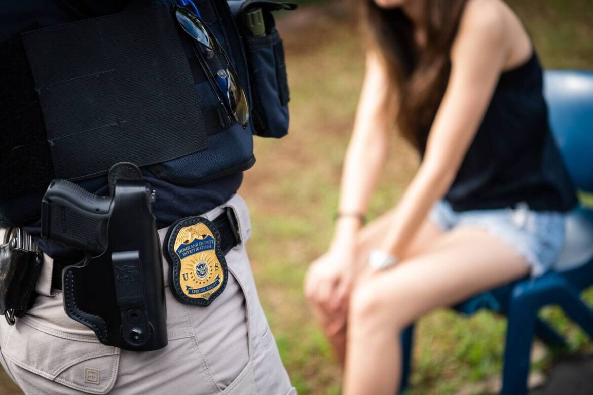 Madres inmigrantes en EE.UU: qué dicen las reglas del ICE y la CBP sobre detener a embarazadas